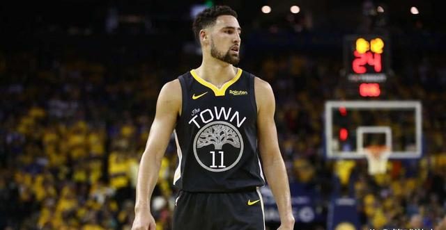 19年总决赛，汤神十字韧带撕裂仍要坚持上场，当时看哭了多少球迷