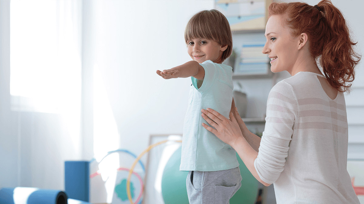 青少年脊柱侧弯：十大误区你了解几个？